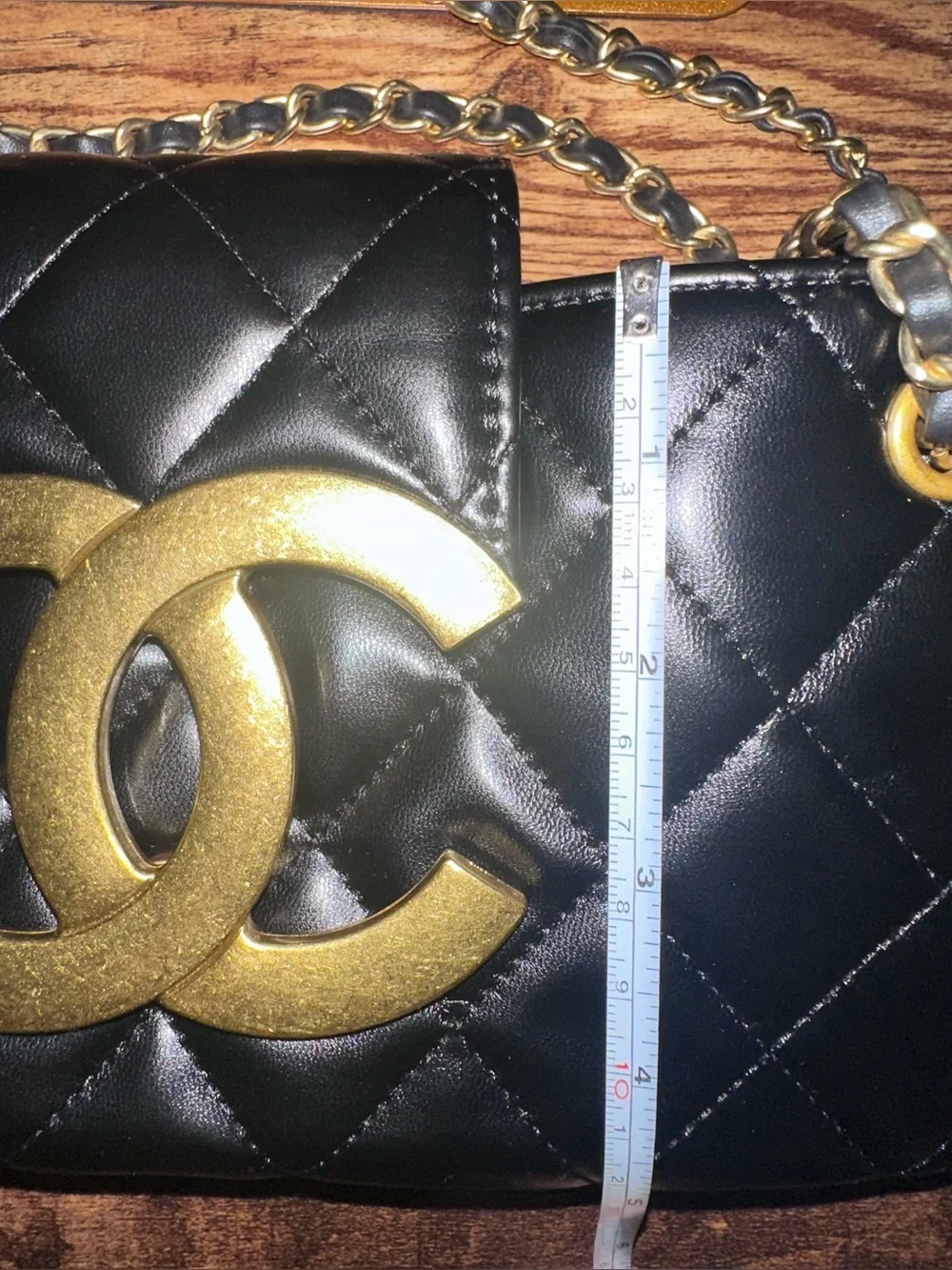 🖤 CC GWP Makeup bag Quilted Black Chain Shoulder Bag w/ Oversized CC  Hardware 🖤